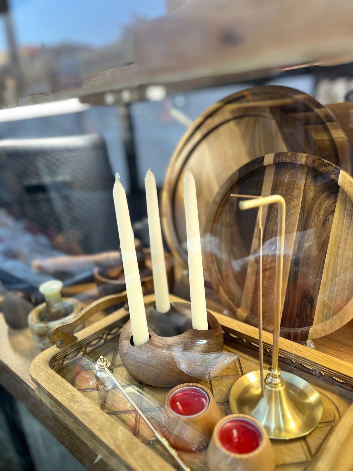 جا شمعی چوبی دونات بزرگ
